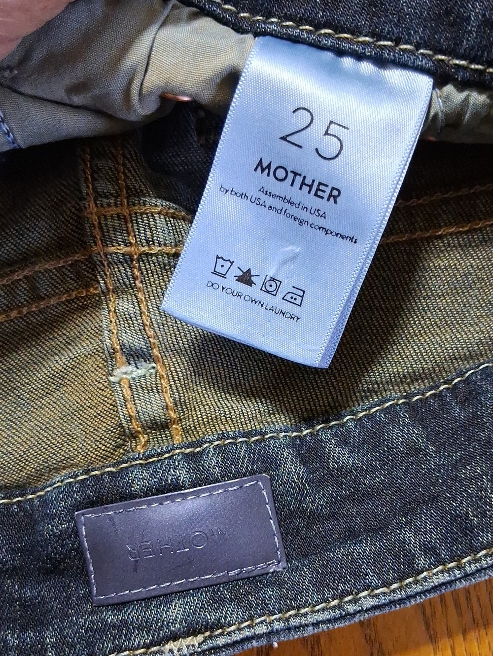 MOTHER JEANS Womens 25 BLUE  Denim DISTRESSED  Preowned LOOKER ANKLE FRAY - Picture 4 of 6